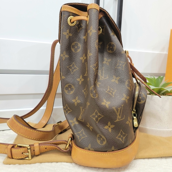 💕DISCONTINUED Very Rare Backpack LOUIS VUITTON Montsouris MM Monogram - Picture 3 of 16